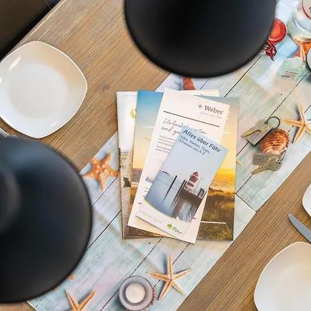 Haus Am Leuchtturm 4 *